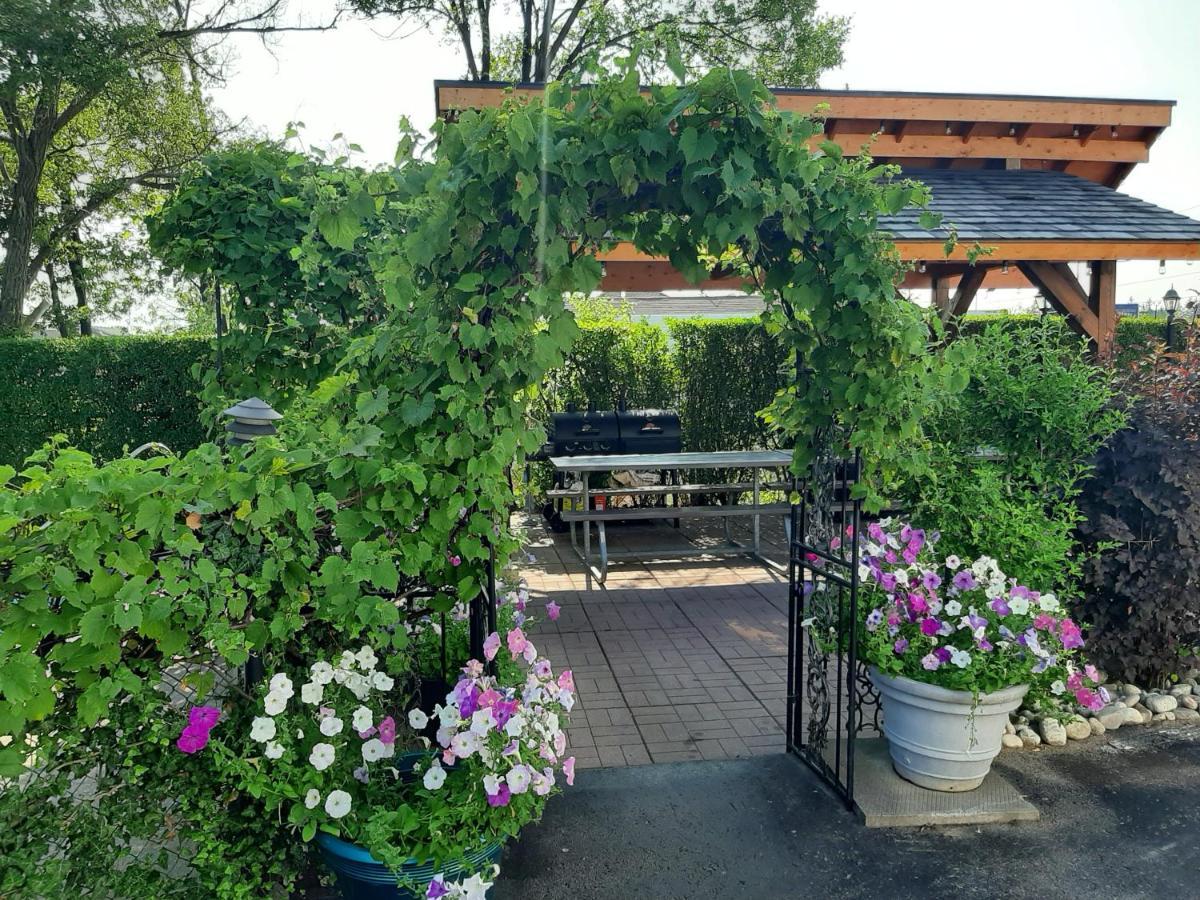 Blue Moon Motel Niagara Falls Ngoại thất bức ảnh