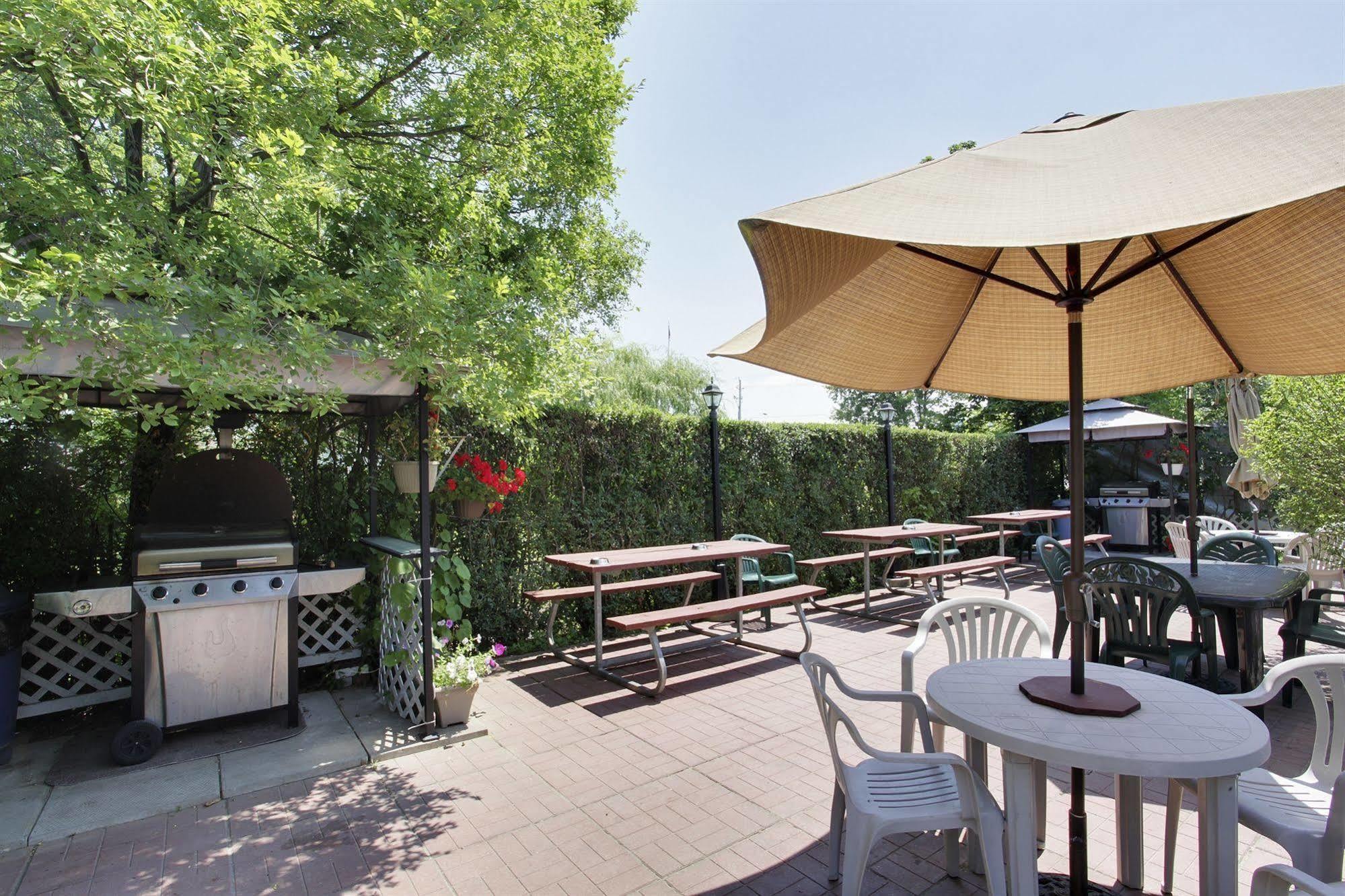 Blue Moon Motel Niagara Falls Ngoại thất bức ảnh