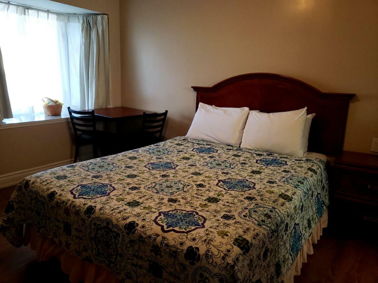 Blue Moon Motel Niagara Falls Ngoại thất bức ảnh